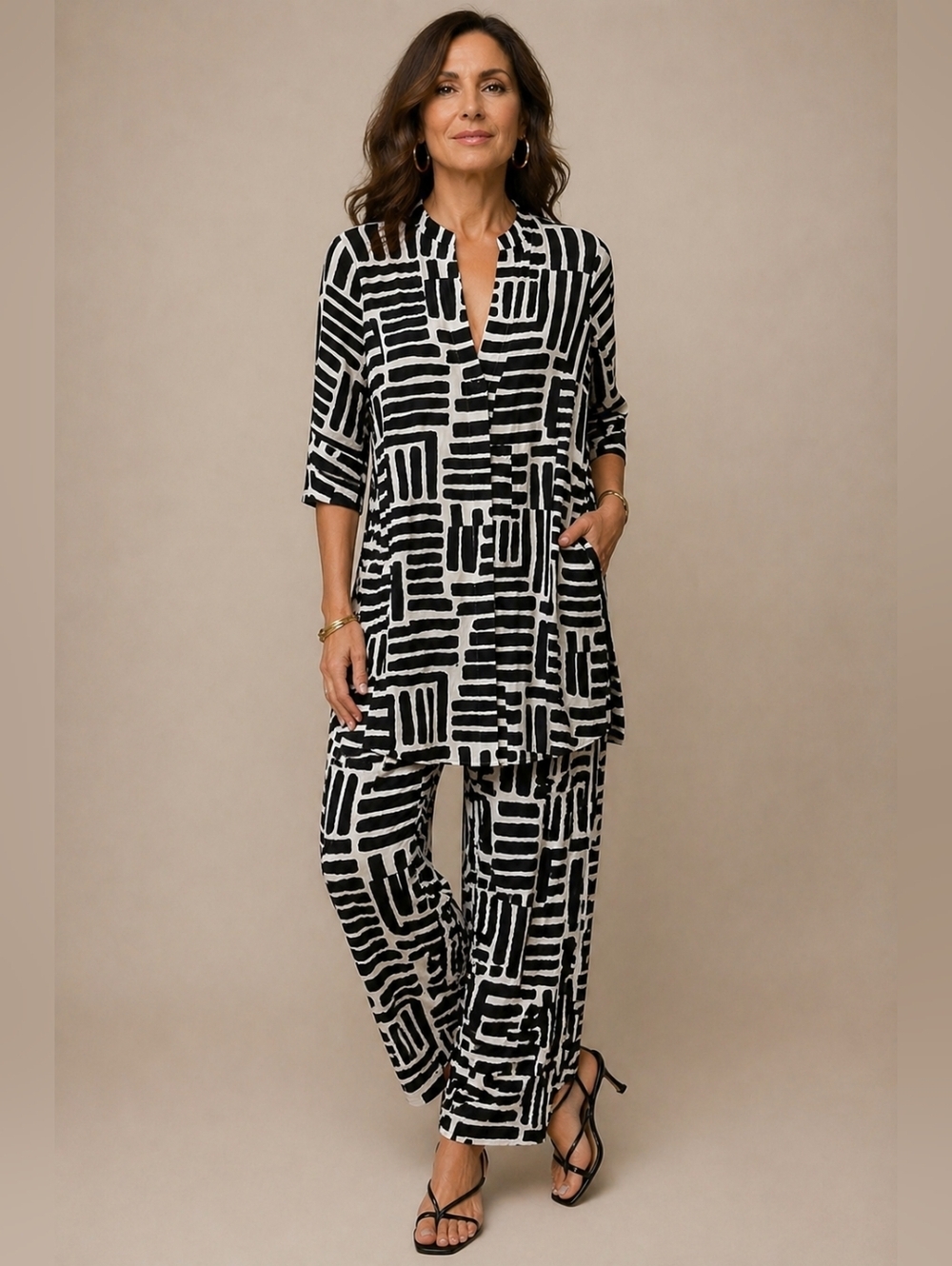 Foil 100% Linen Two Piece Set Size 6 Black White Geometric Tunic Wide Leg Pants